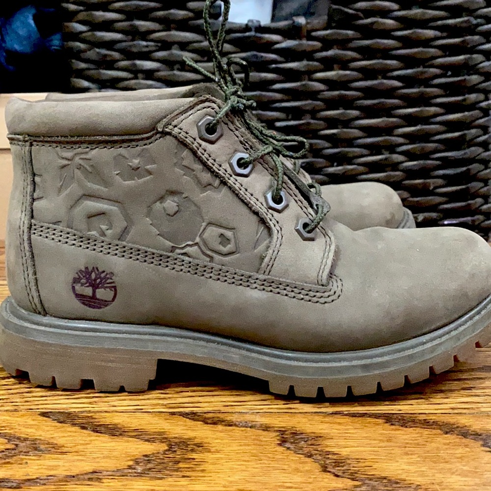 Timberland green boots